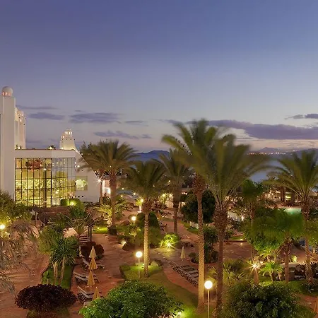 H10 Timanfaya Palace - Adults Only ホテル