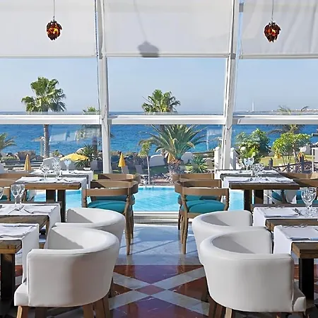H10 Timanfaya Palace - Adults Only Otel Playa Blanca