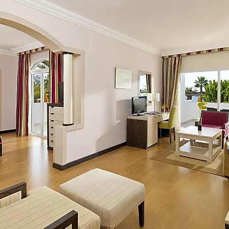 H10 Timanfaya Palace - Adults Only Otel 4*