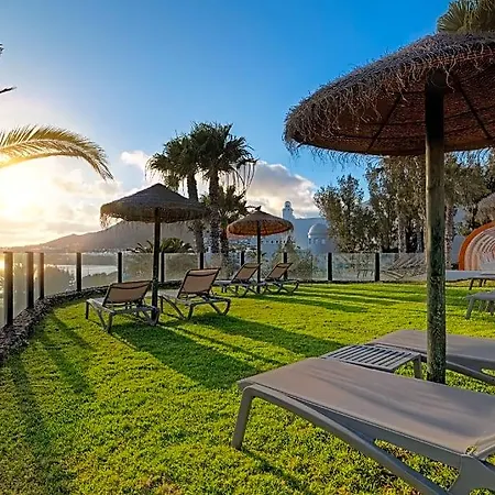 ホテル H10 Timanfaya Palace - Adults Only プラヤ・ブランカ
