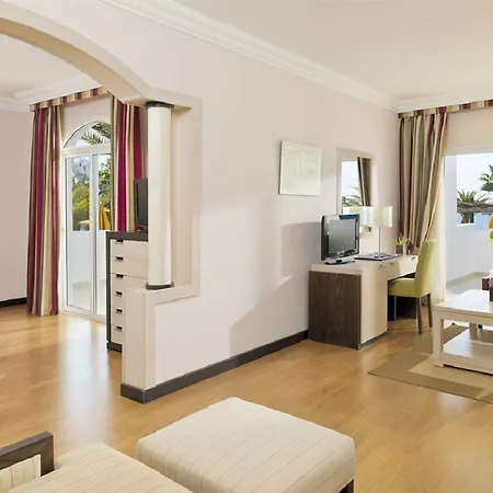 H10 Timanfaya Palace - Adults Only Отель