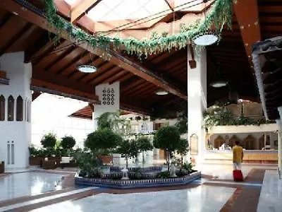 H10 Timanfaya Palace - Adults Only ホテル